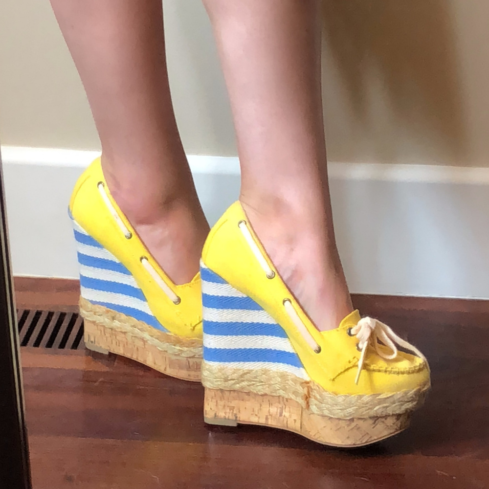 ☀️Yellow & Blue High Wedges☀️